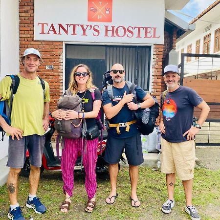 Tanty'S Hostel Galle Exterior photo