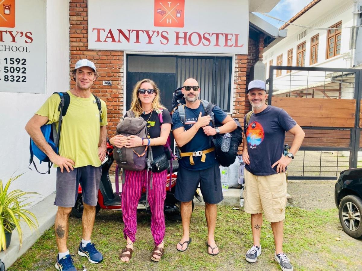Tanty'S Hostel Galle Exterior photo