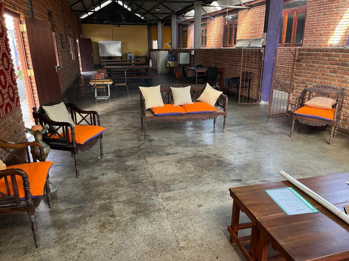 Tanty'S Hostel Galle Exterior photo
