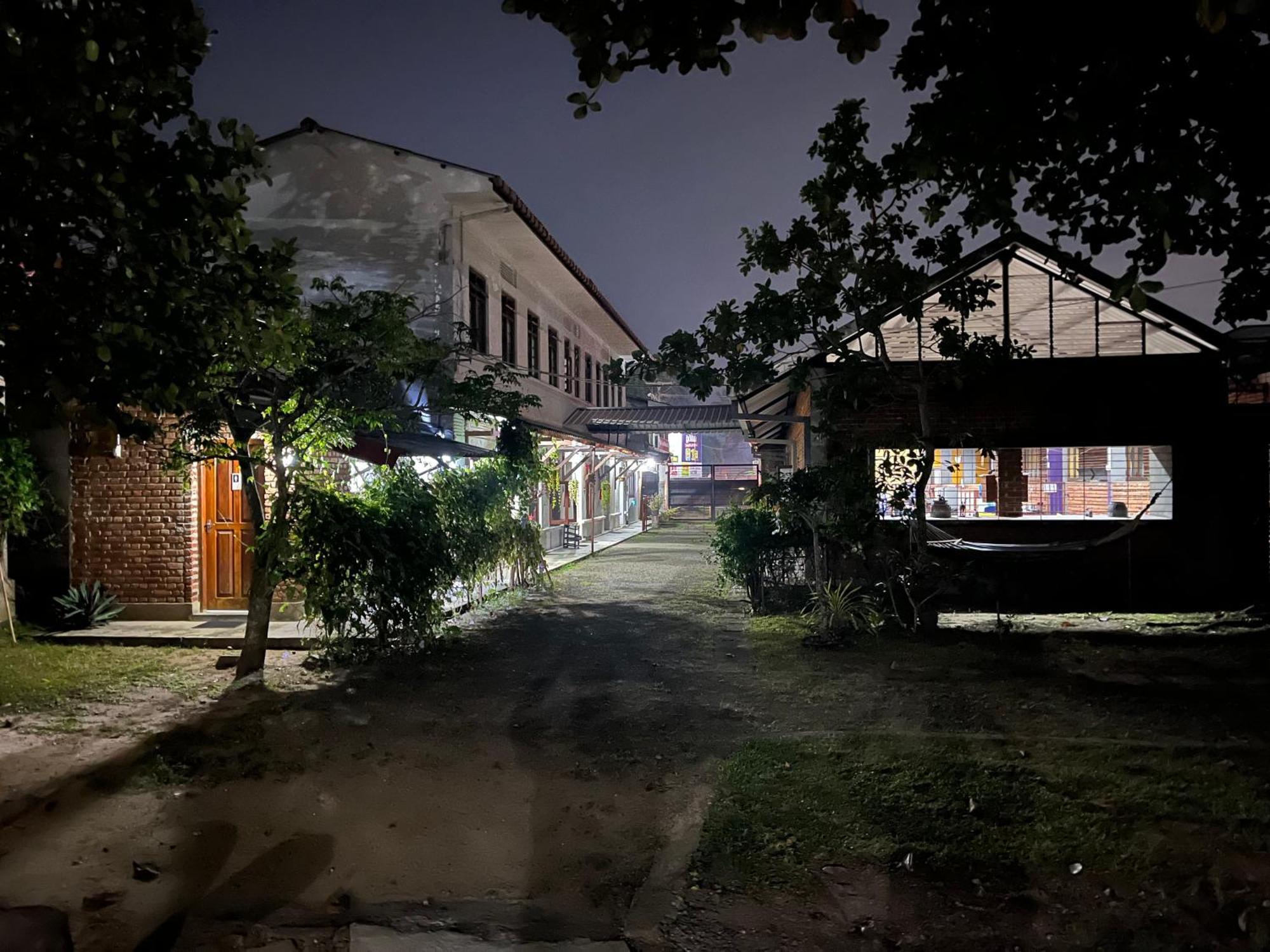 Tanty'S Hostel Galle Exterior photo